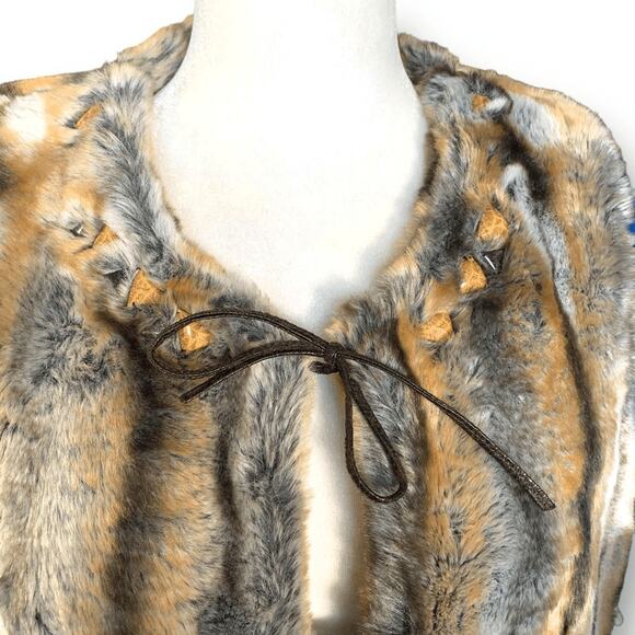 Vintage Y2K Alberto Makali Faux Fur Vest Tan Cropped Tie Front Studded Boho - Picture 5 of 11